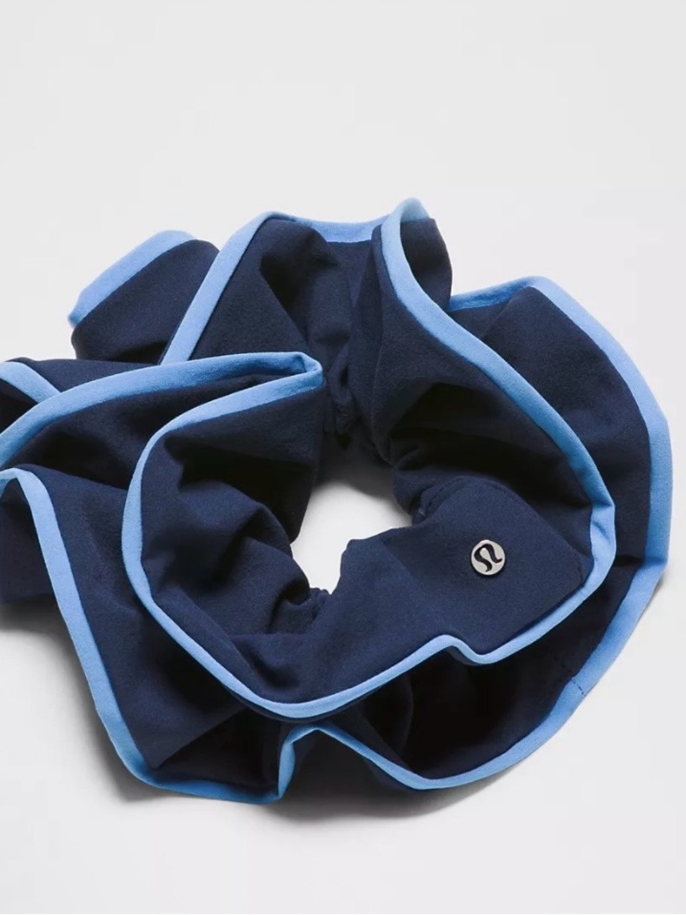 lululemon Uplifting Scrunchie Ruffle in Club Blue/Ocean Wave OS NWT